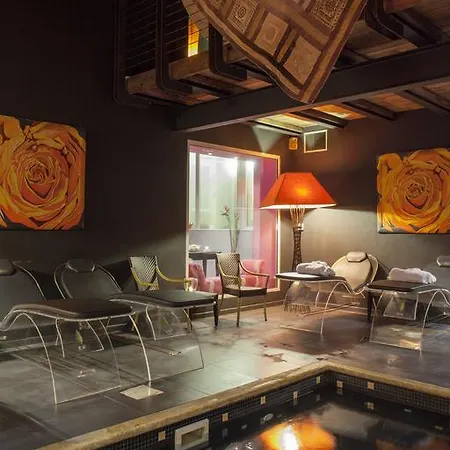 アデュア＆レジーナ ディ サバ ウェルネス＆ビューティ モンテカティーニ・テルメ